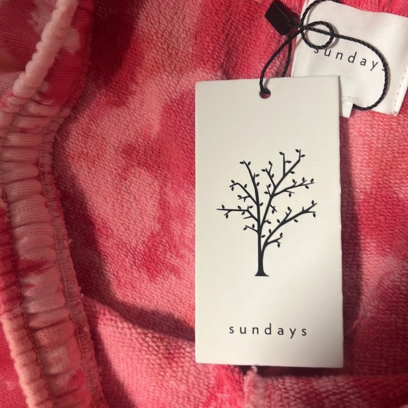 Sundays Sweatpants in red tie dye - Picture 3 of 3